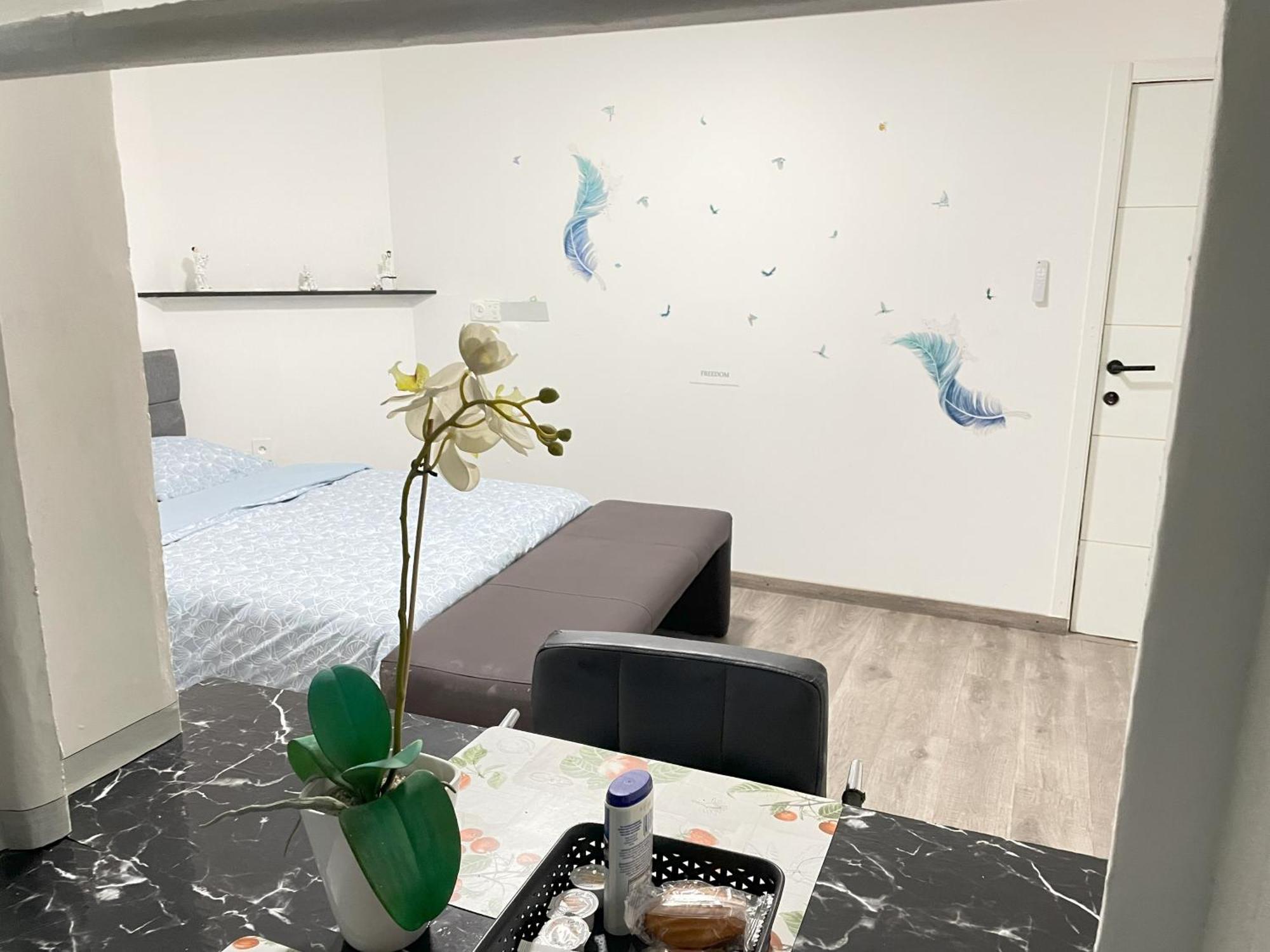 Cozy&Calm Room With Ensuite Heers Buitenkant foto