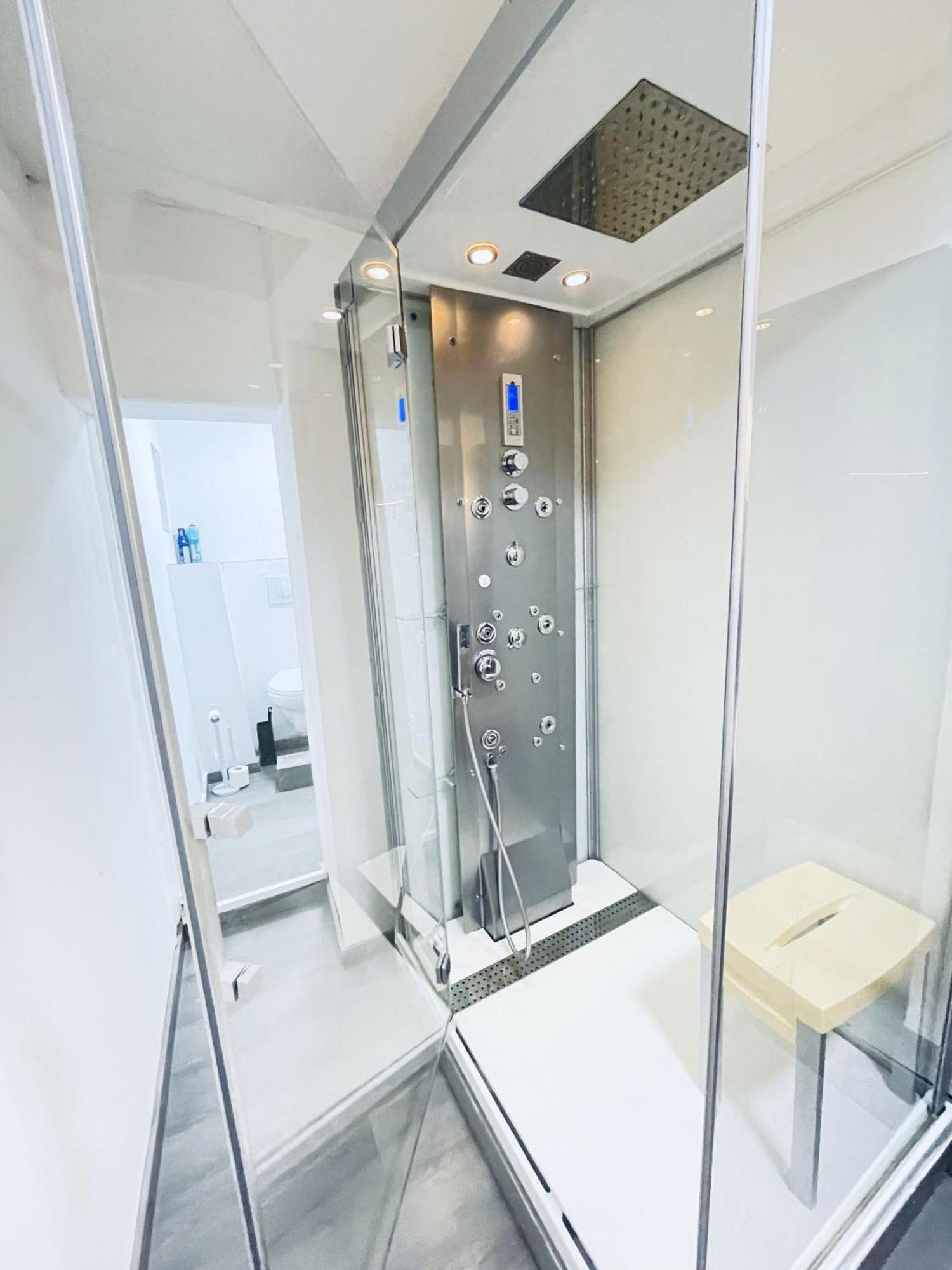Cozy&Calm Room With Ensuite Heers Buitenkant foto